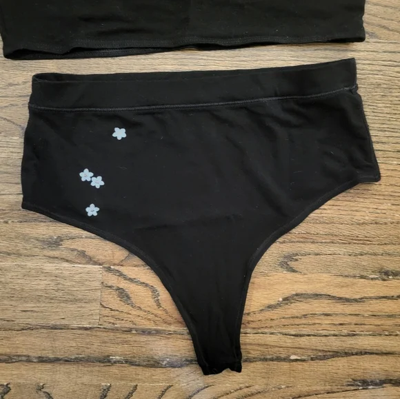 Purusha People Forget Me Not set Single Layer Bra + High Waisted Thong size M - Picture 3 of 5